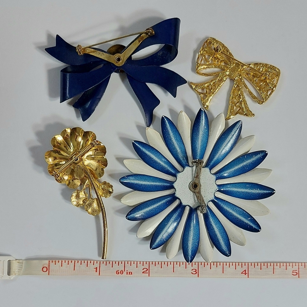 Vintage Enamel Brooch Set Red, White And Blue - Picture 2 of 10